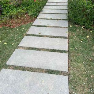 亳州 芝麻黑小区踏步、汀步石铺装效果