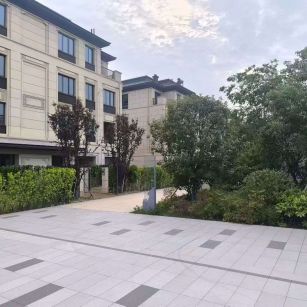 亳州 芝麻白与芝麻白搭配铺装，尺寸1200*600