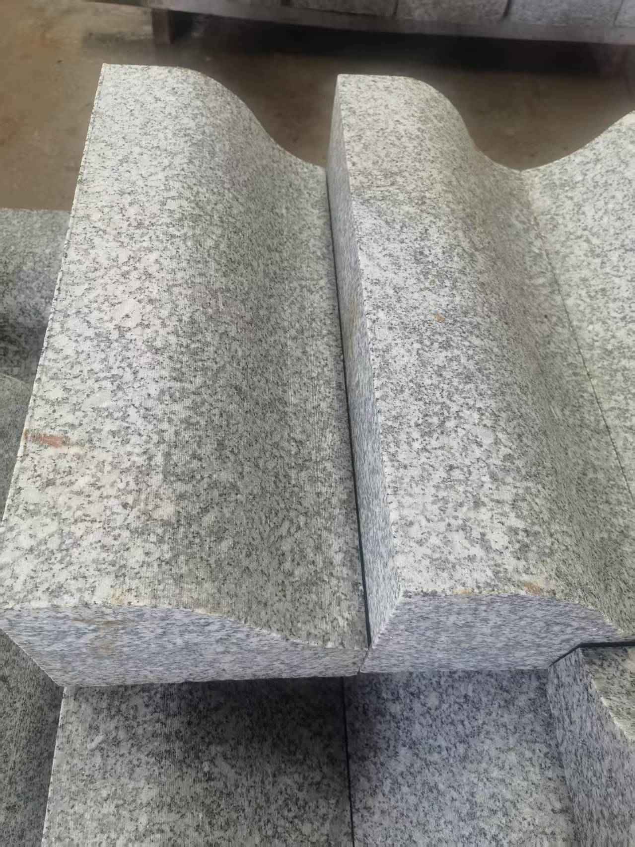 亳州芙蓉白S型拉丝面路沿石
