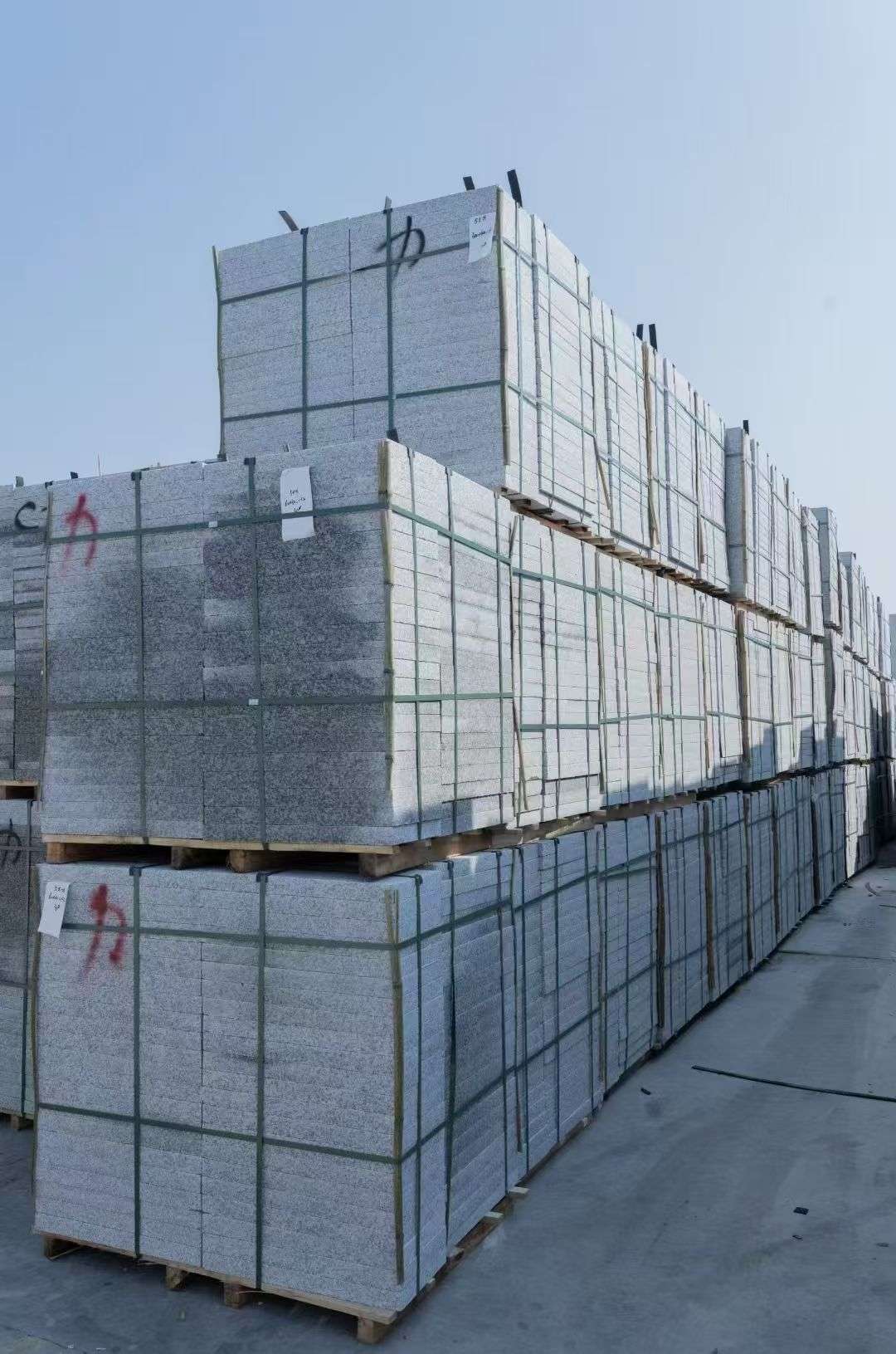 亳州 芙蓉白、大花白、小白花荔枝面成品地铺石