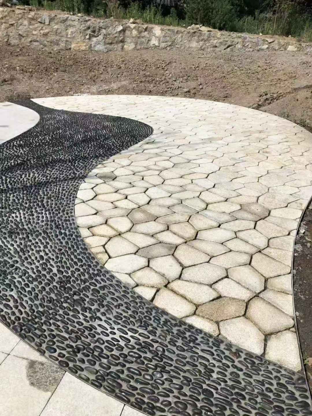 亳州 黄金麻冰裂缝室外铺装效果完美展示